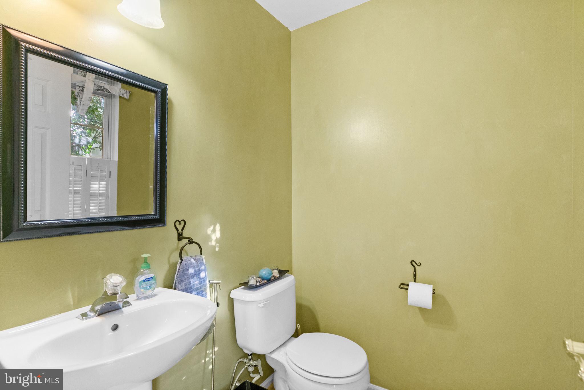 CHARLESTOWNE - Residential