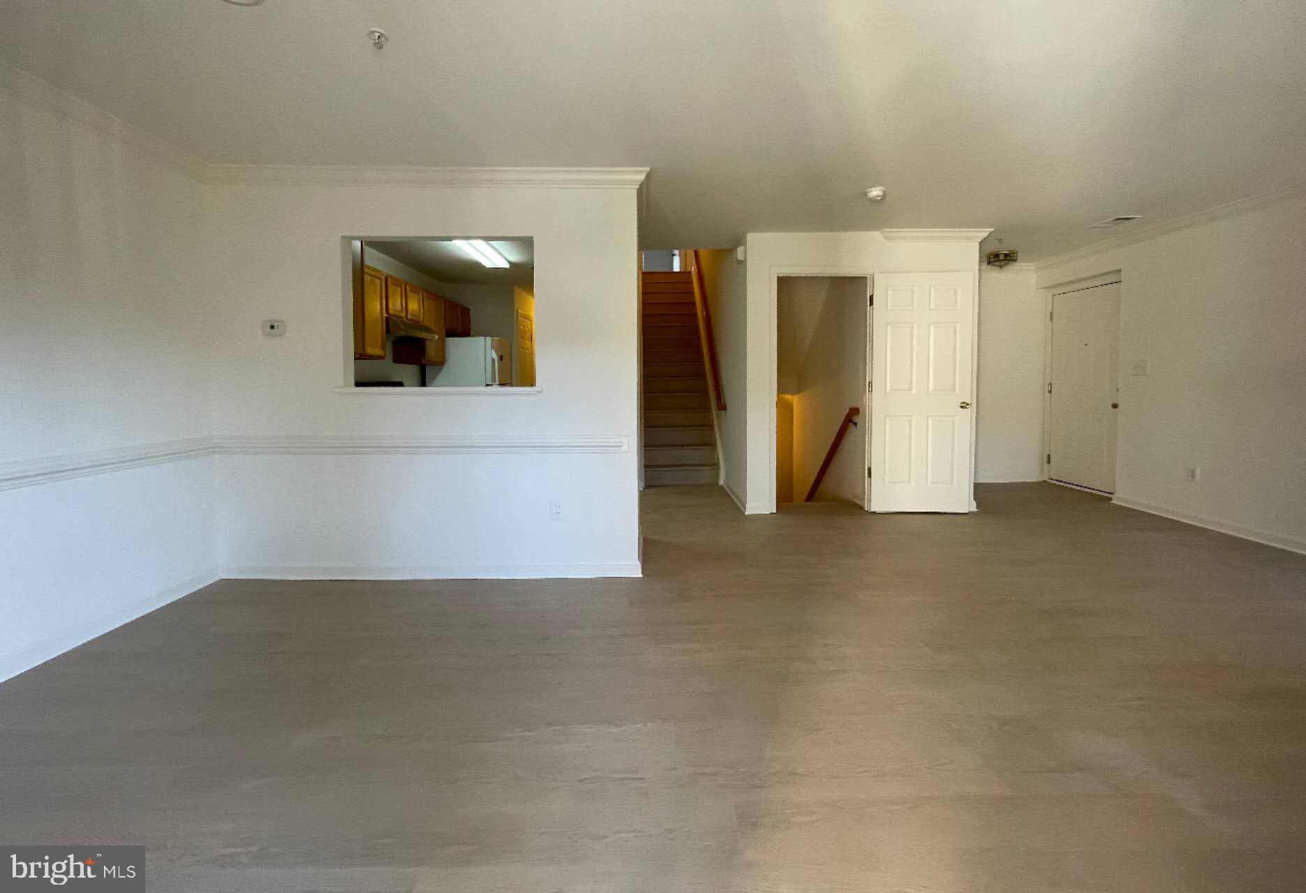 CLOVERLEAF CENTER - Residential Lease