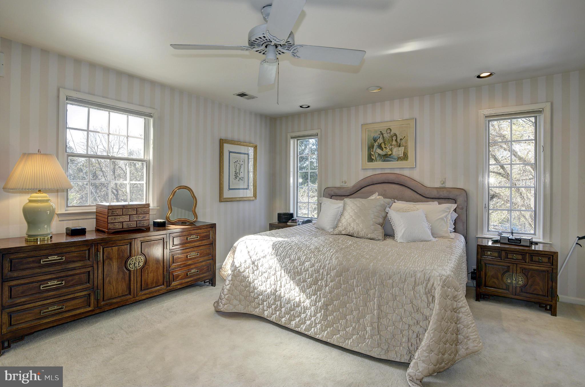 KENWOOD - Residential