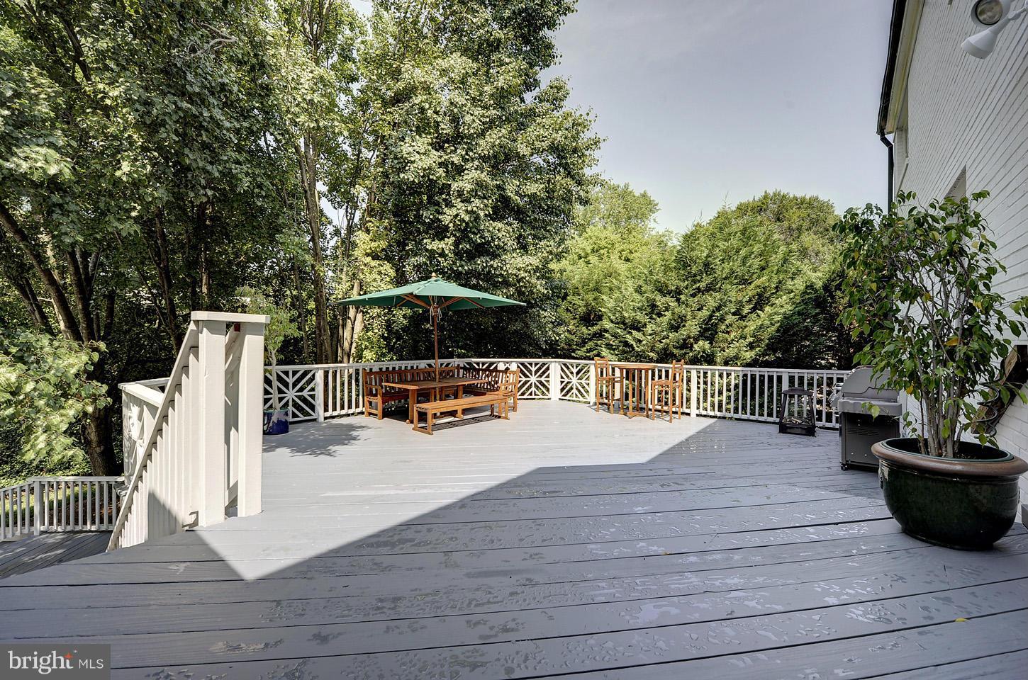 KENWOOD - Residential