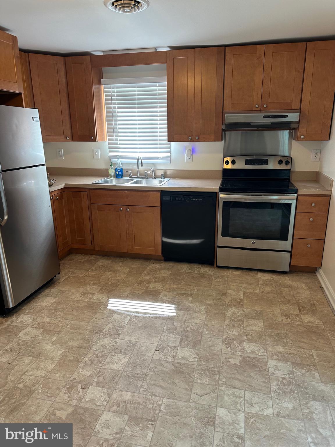 ROSE HAVEN - Residential Lease