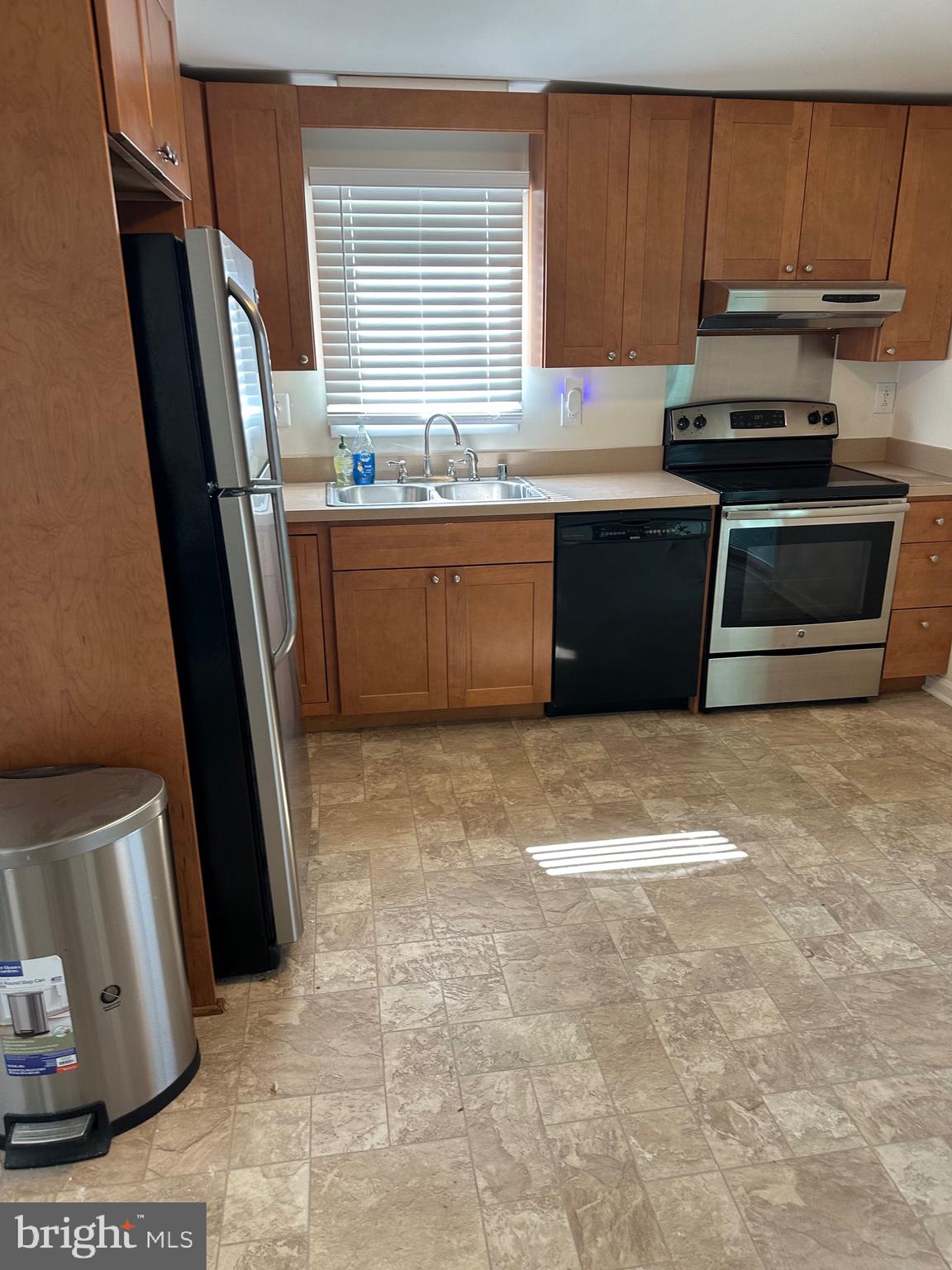 ROSE HAVEN - Residential Lease