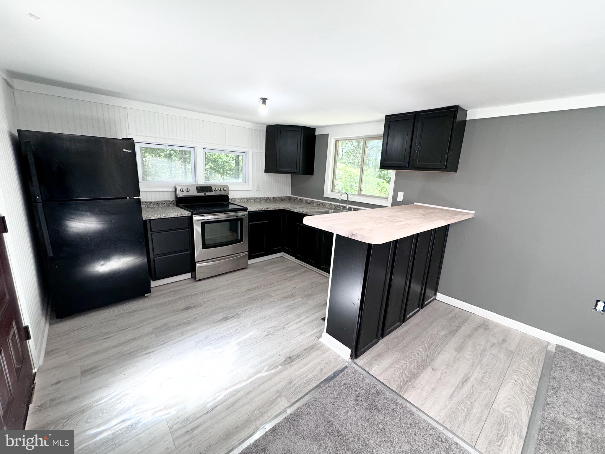 WEST RIDGE HILLS - Residential