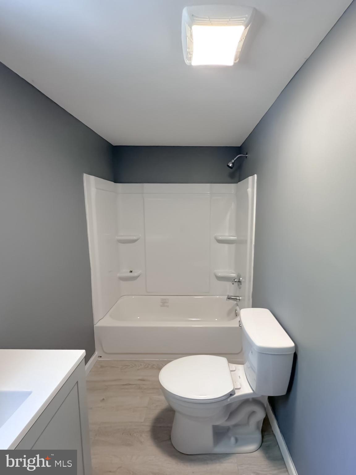 WEST RIDGE HILLS - Residential