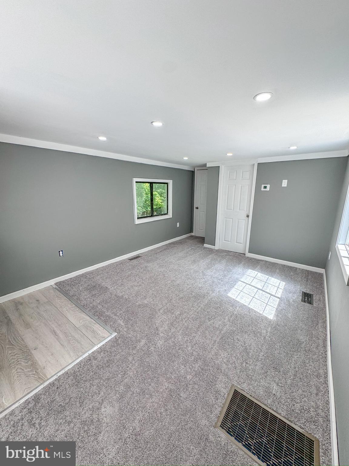 WEST RIDGE HILLS - Residential