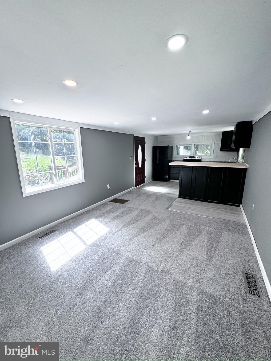 WEST RIDGE HILLS - Residential