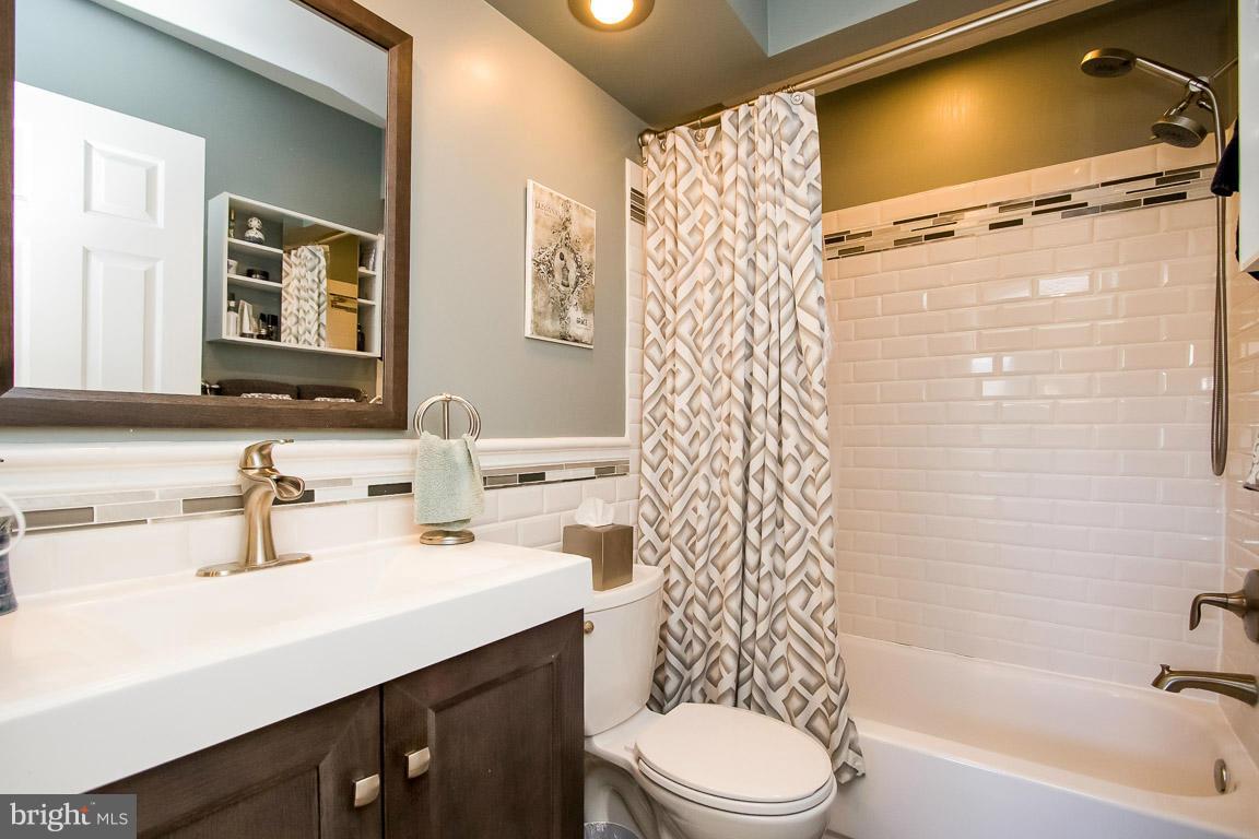 WOODGATE CROSSING - Residential