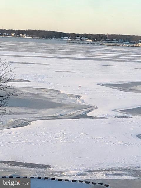 WATERS EDGE - Residential