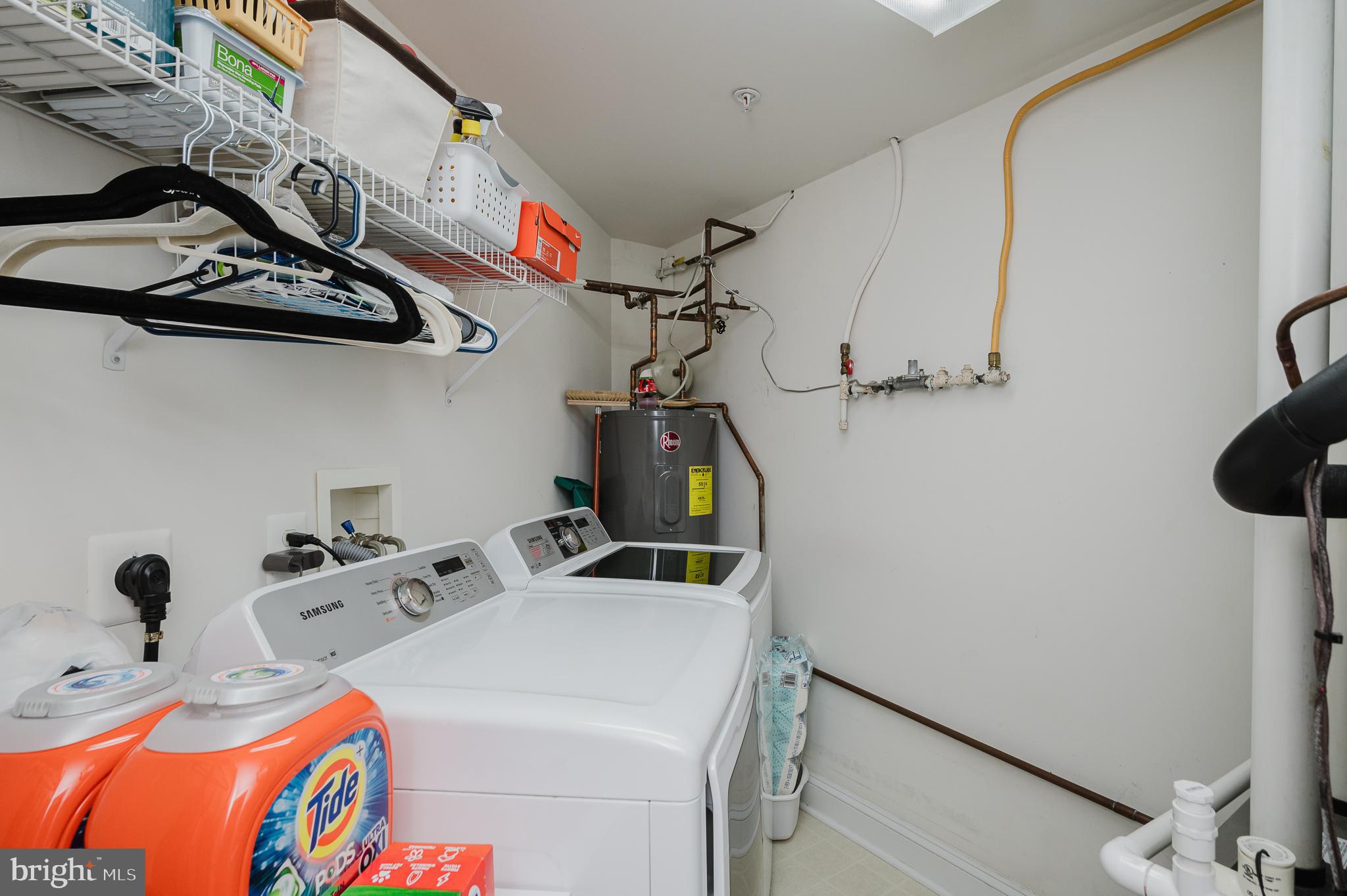 WATERS EDGE - Residential