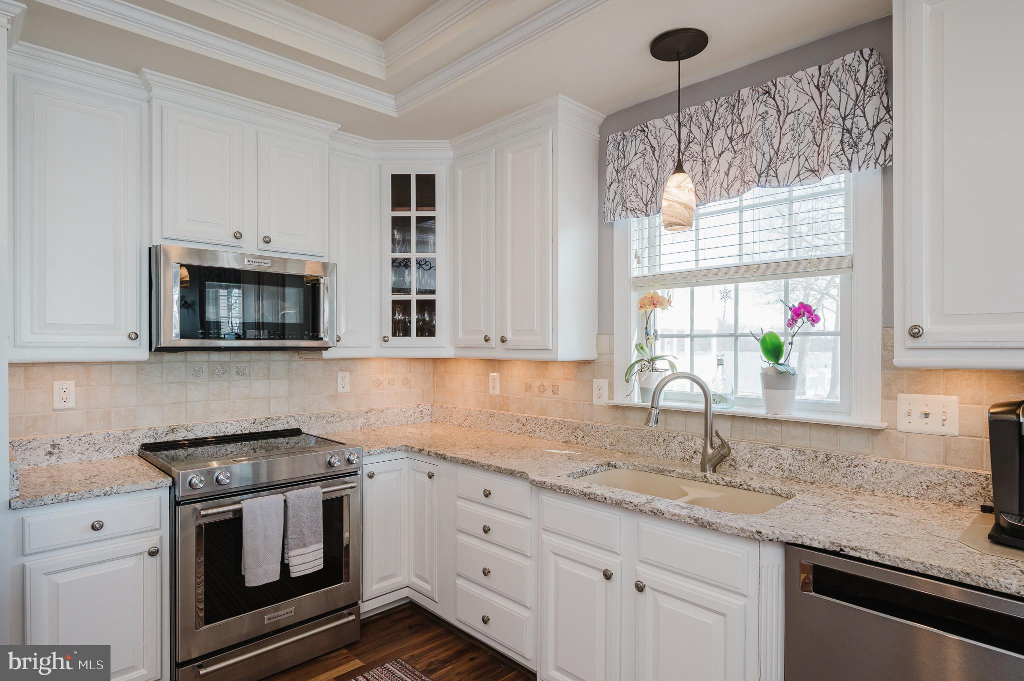 WATERS EDGE - Residential