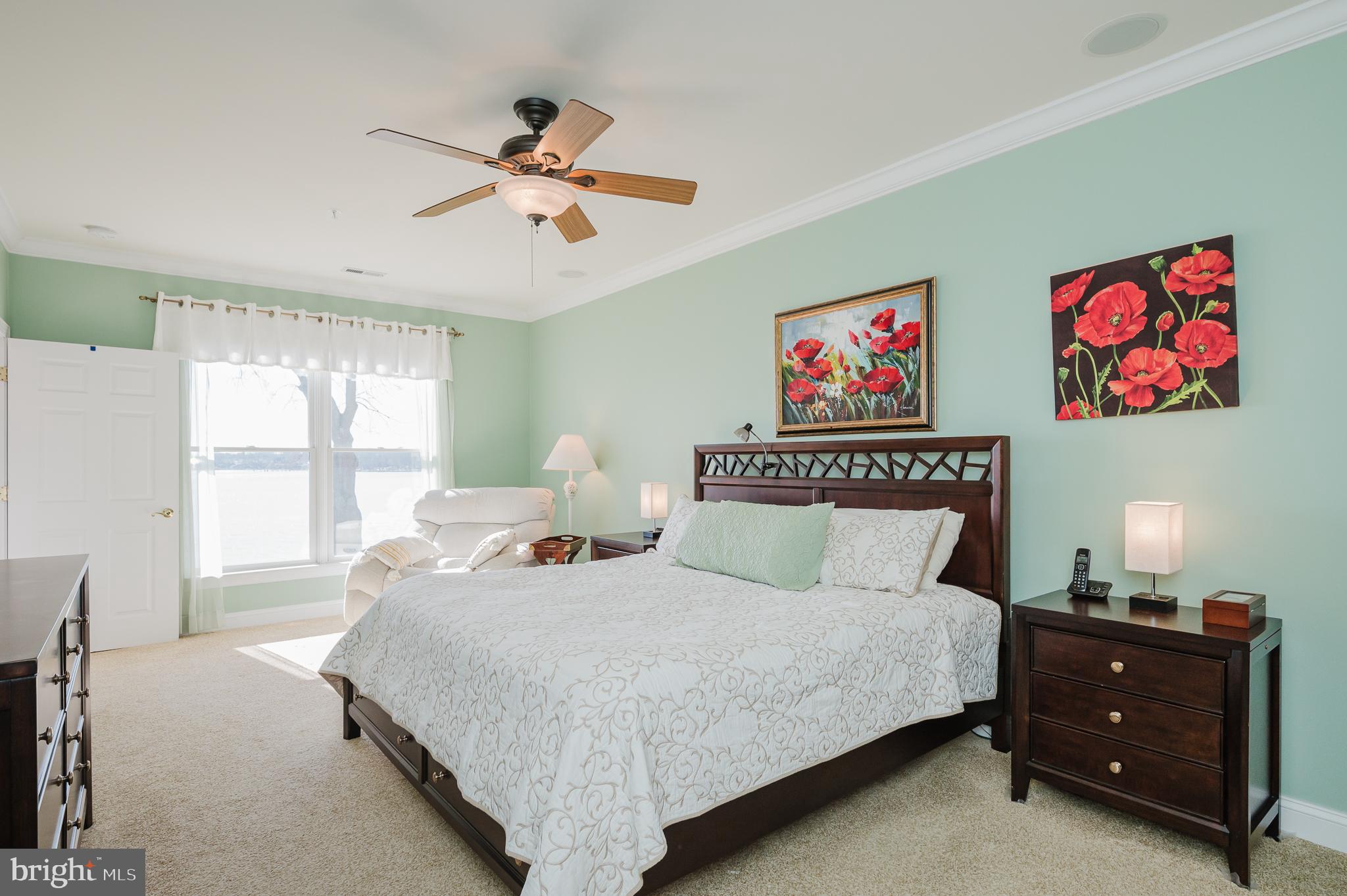 WATERS EDGE - Residential