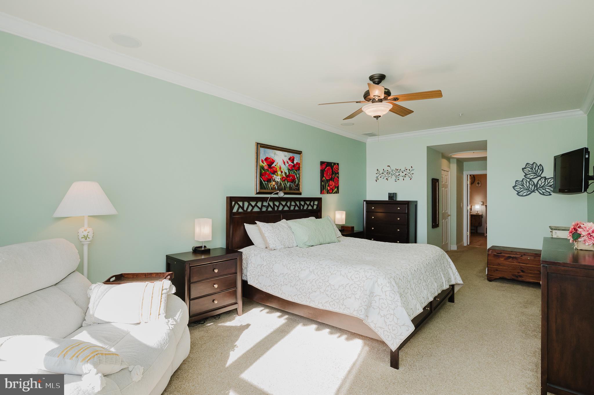 WATERS EDGE - Residential