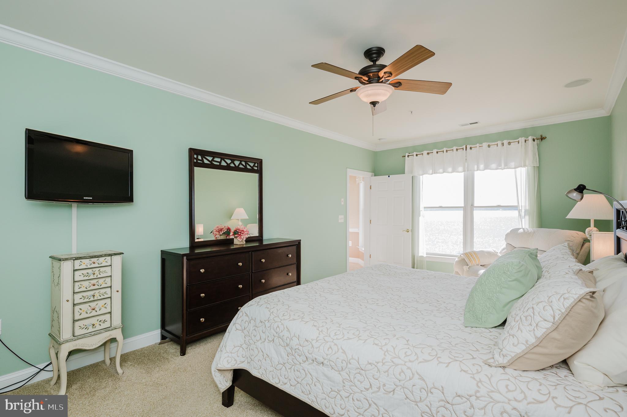 WATERS EDGE - Residential