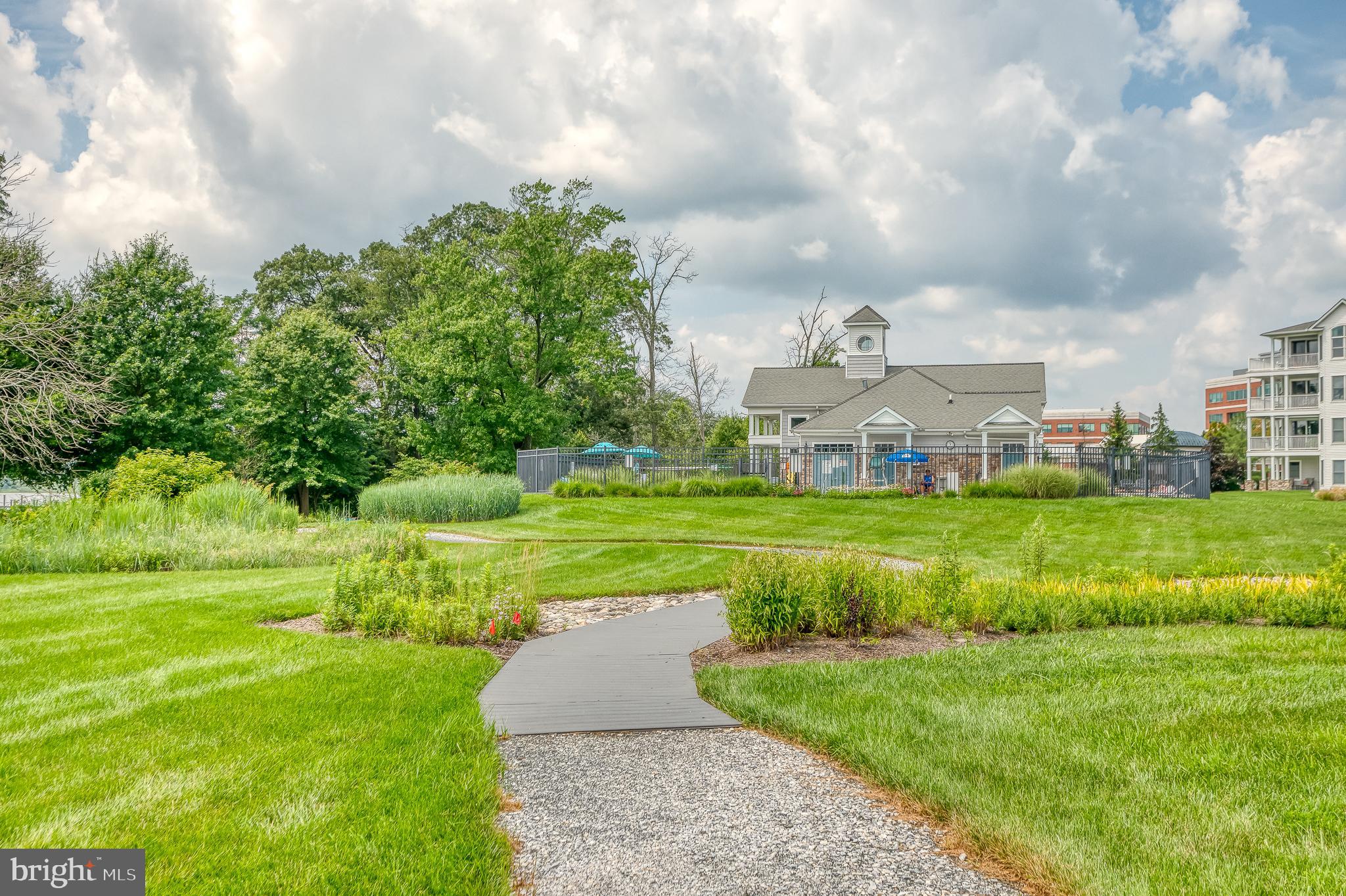 WATERS EDGE - Residential