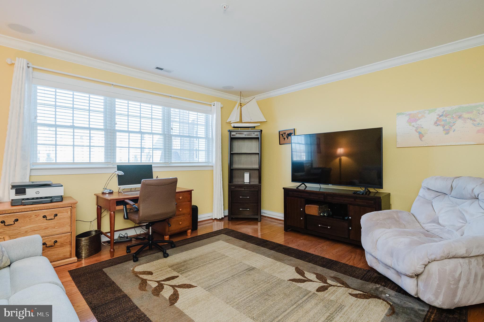 WATERS EDGE - Residential