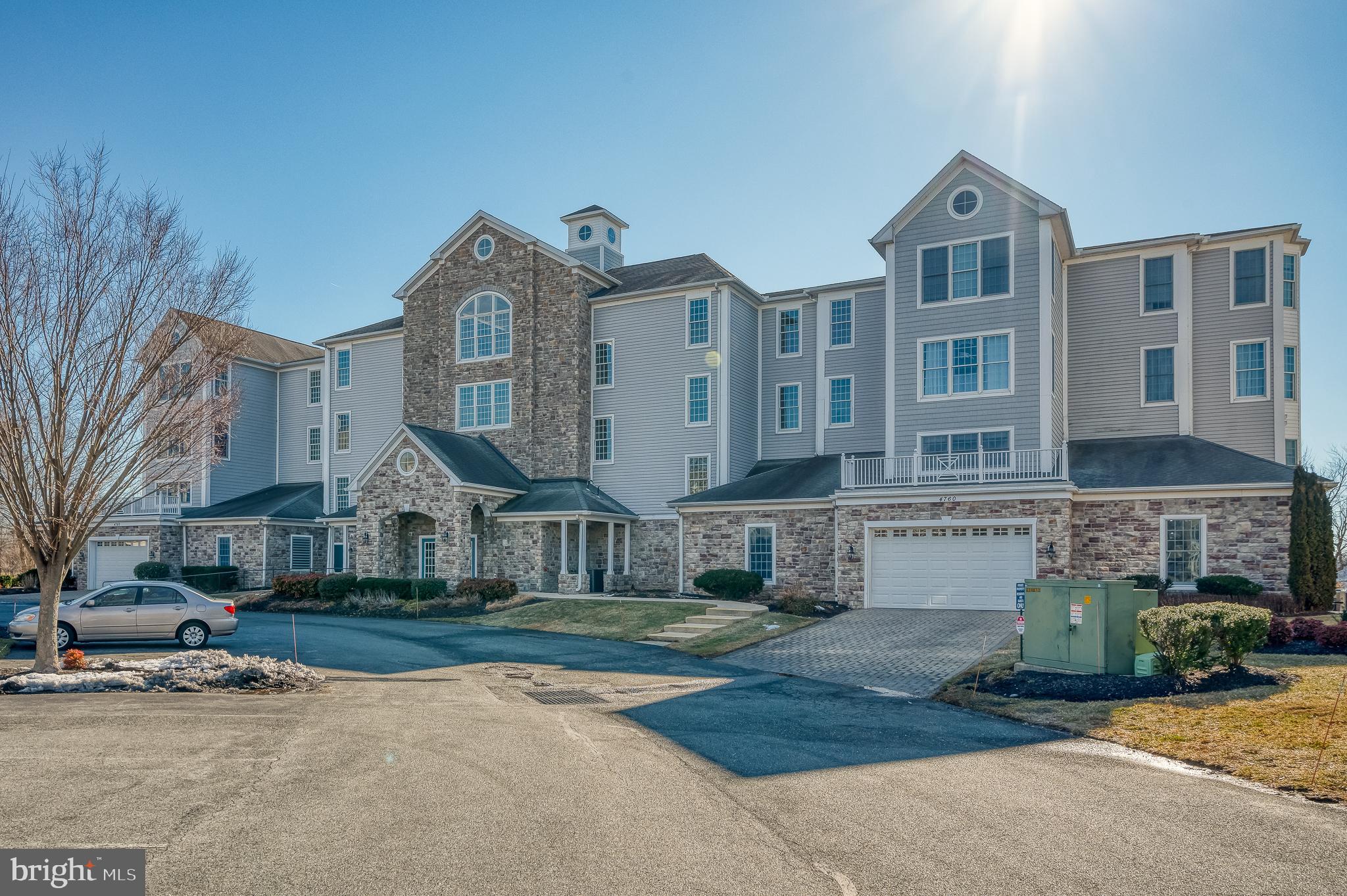 WATERS EDGE - Residential