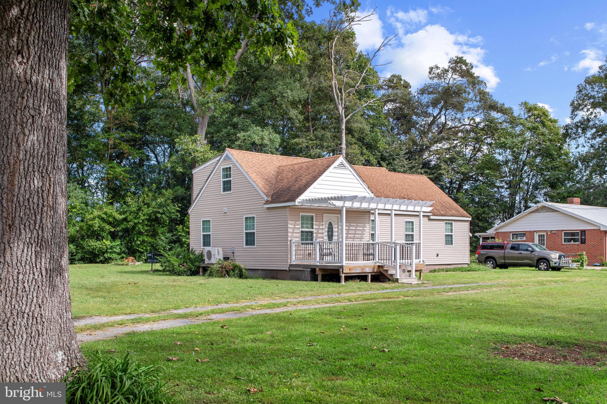 6945 DOGWOOD DRIVE