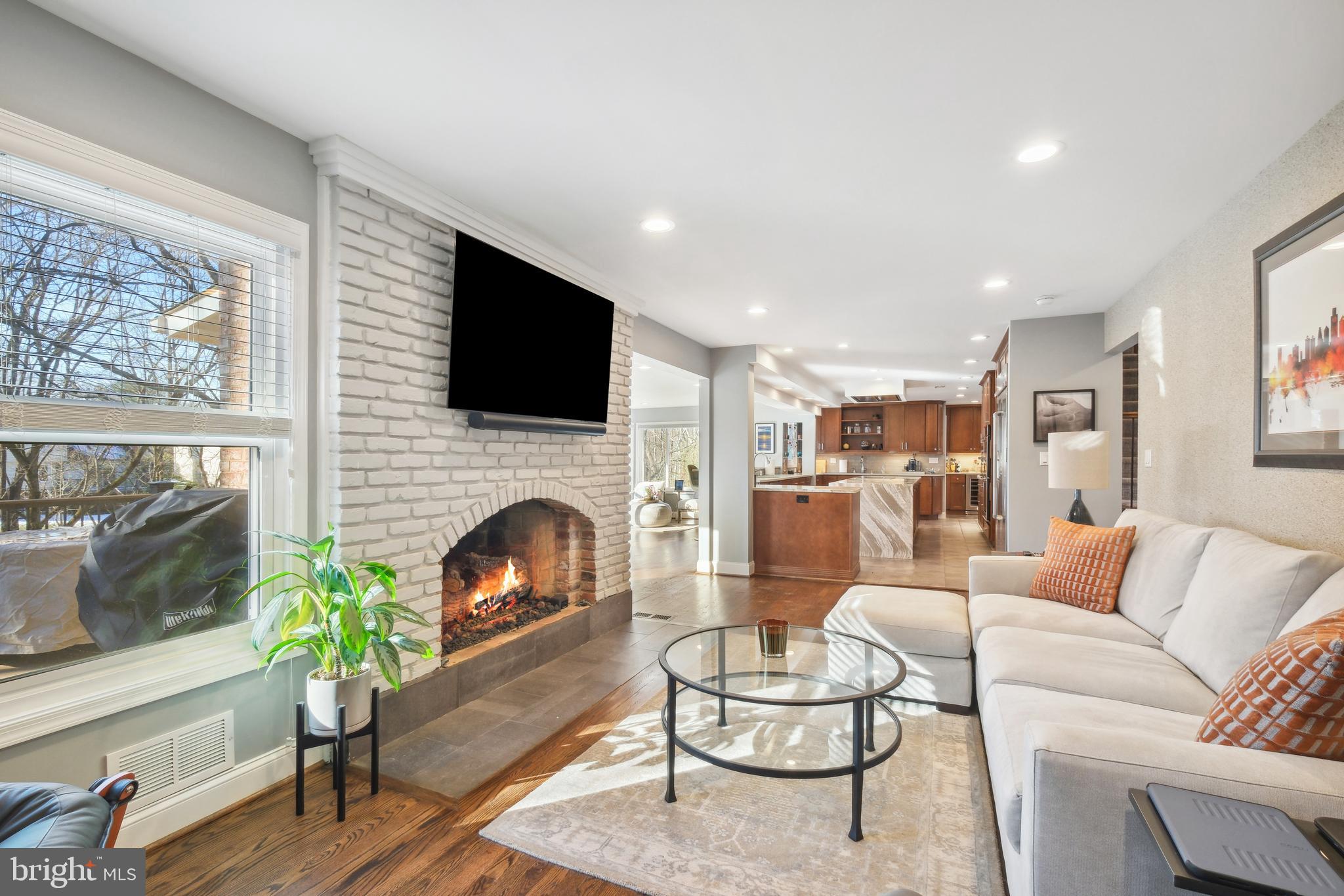 FOX HILLS WEST - Residential