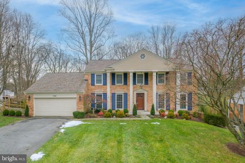 Photo of 9408 Wooden Bridge Road, POTOMAC, MD 20854 (MLS # MDMC2163184)