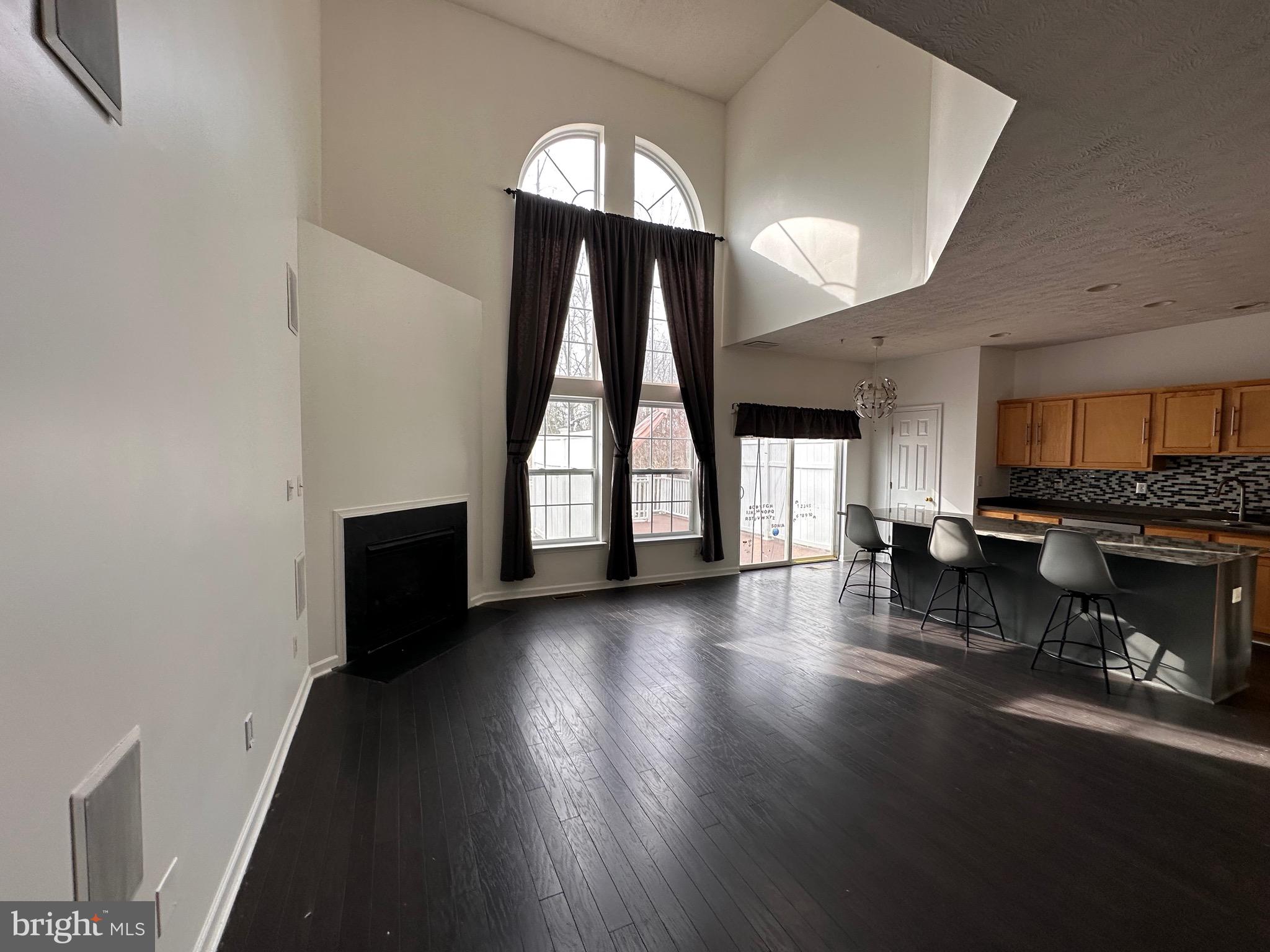 EAGLES LANDING AT WATERS EDGE - Residential Lease