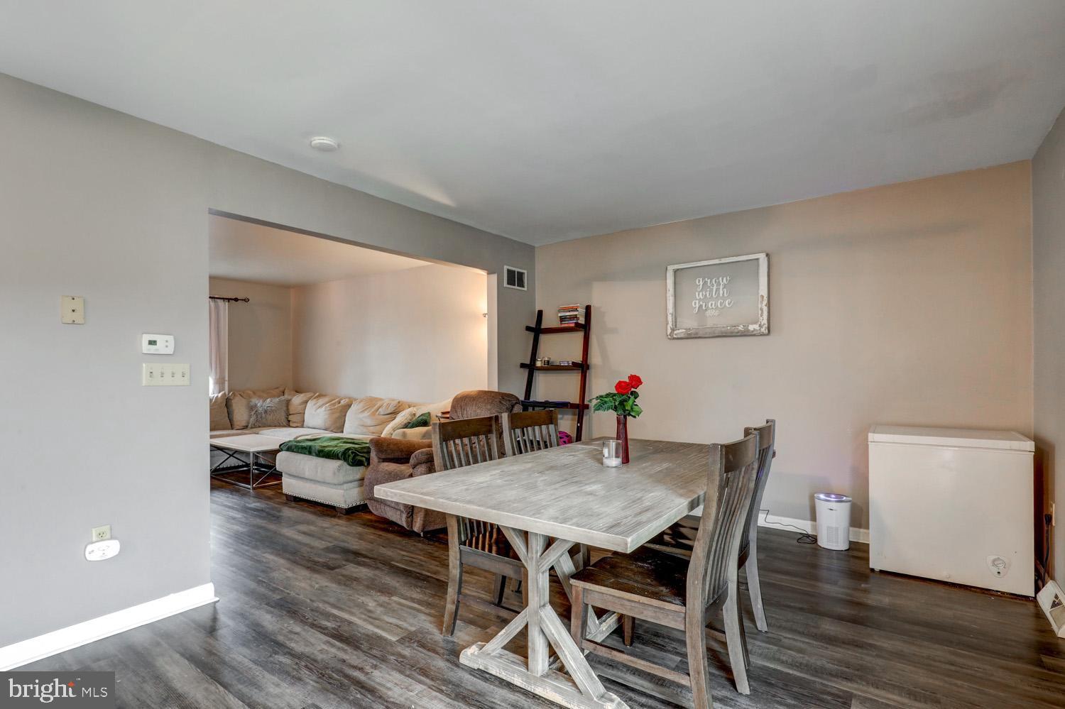 BOWMANSVILLE COMMONS - Residential