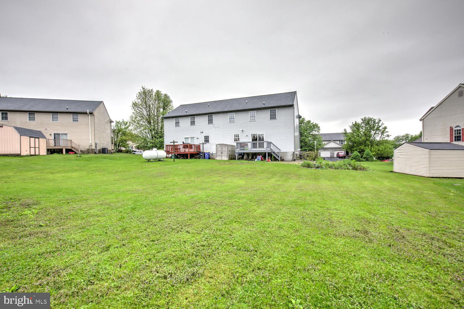 BOWMANSVILLE COMMONS - Residential