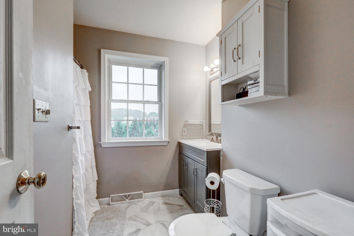 BOWMANSVILLE COMMONS - Residential