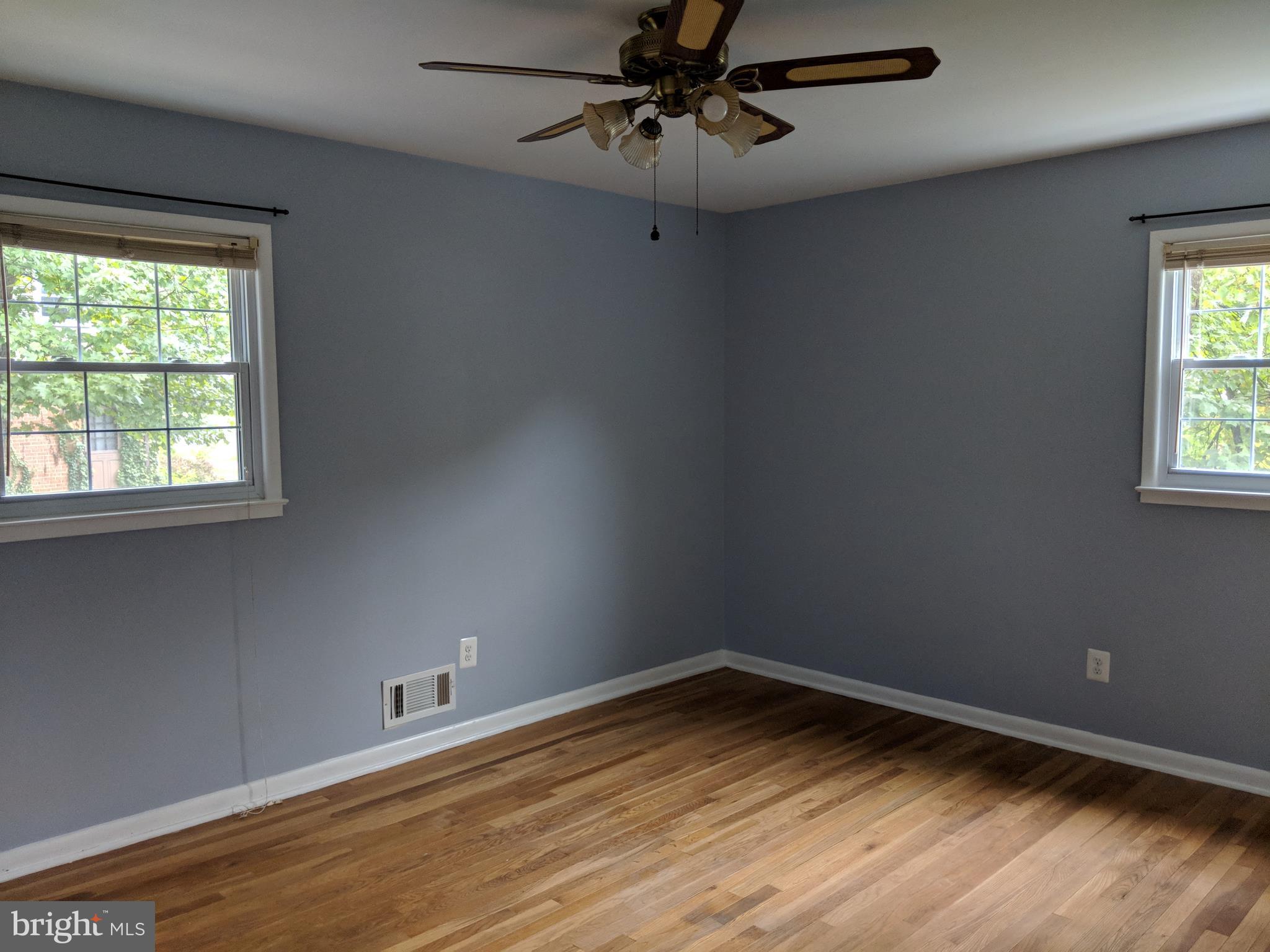 OLD CREEK ESTATES - Residential Lease