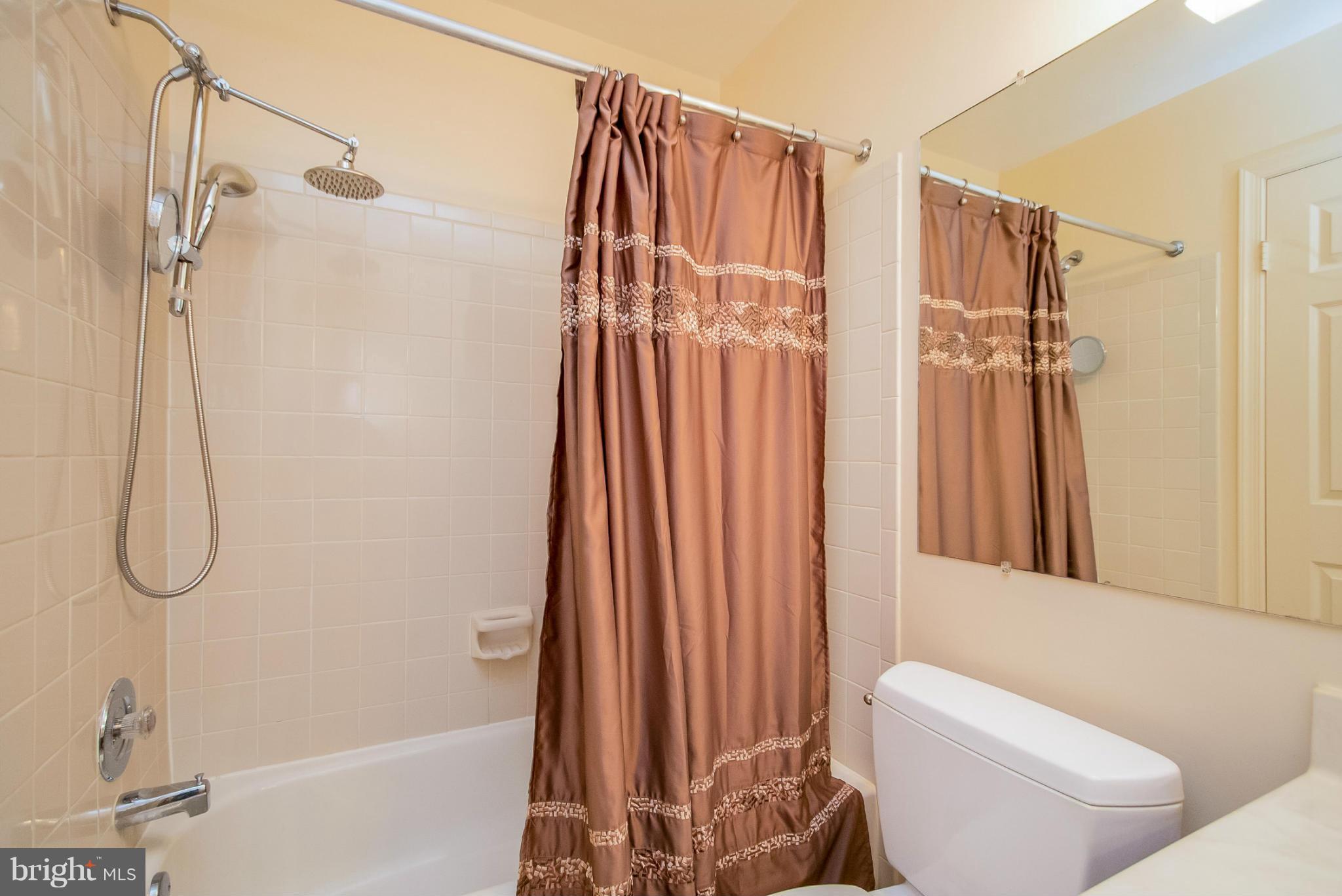 FRANKLIN FARM - Residential