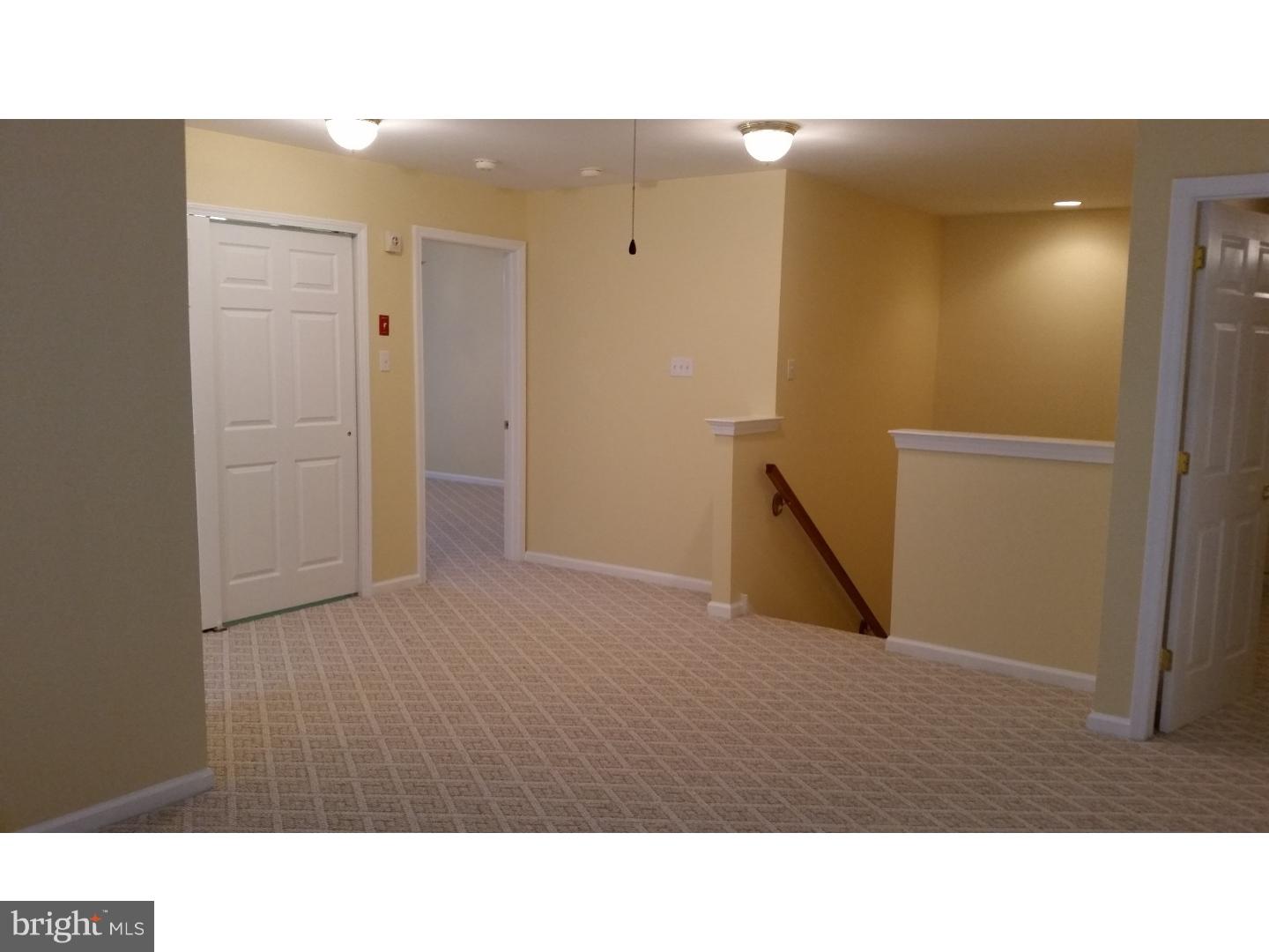 CREEKSIDE VILLAGE - Residential