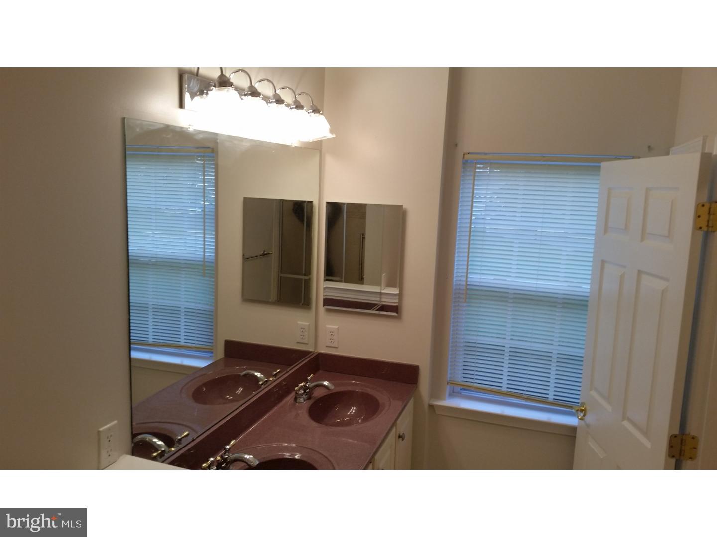 CREEKSIDE VILLAGE - Residential