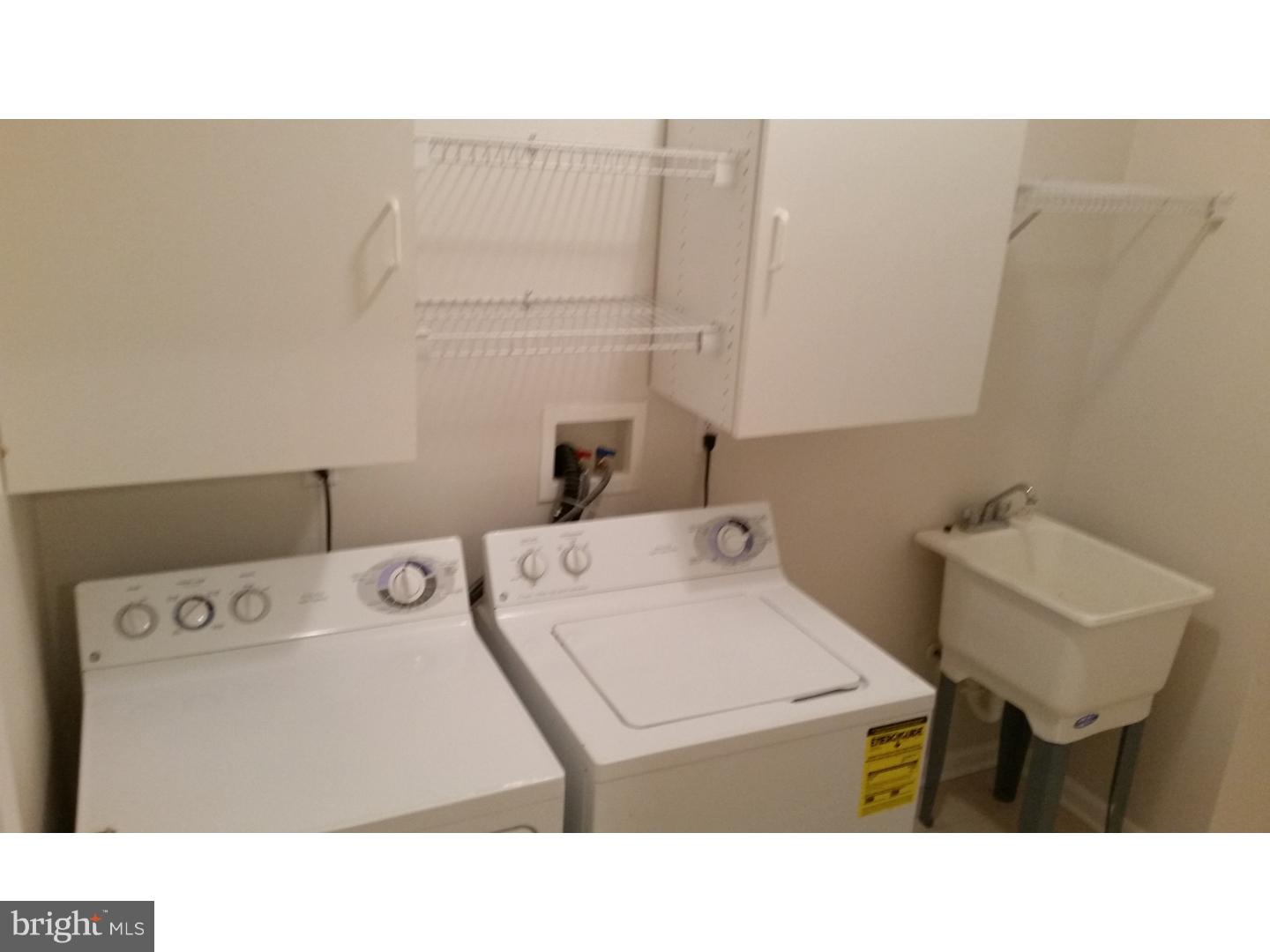 CREEKSIDE VILLAGE - Residential