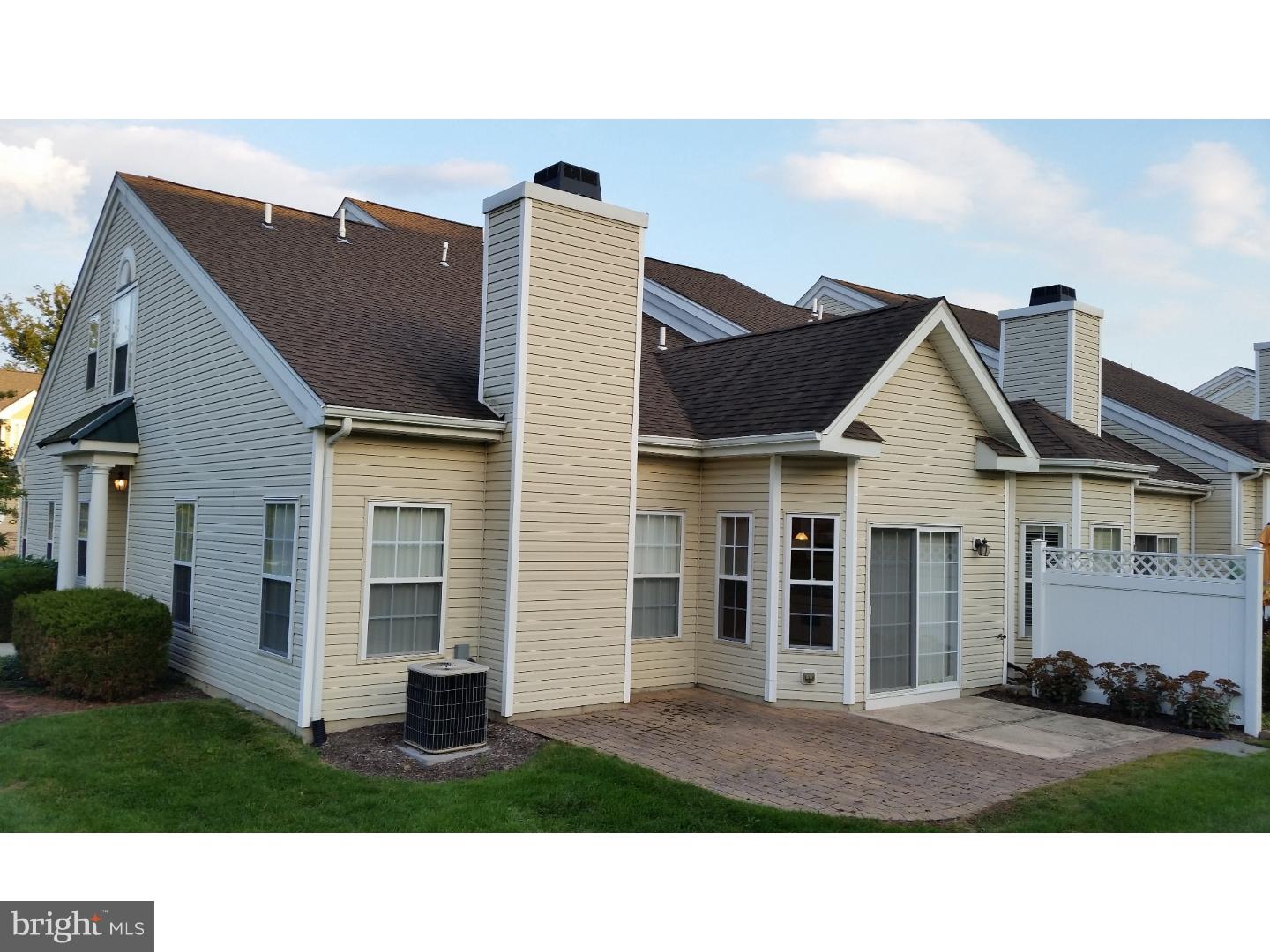 CREEKSIDE VILLAGE - Residential