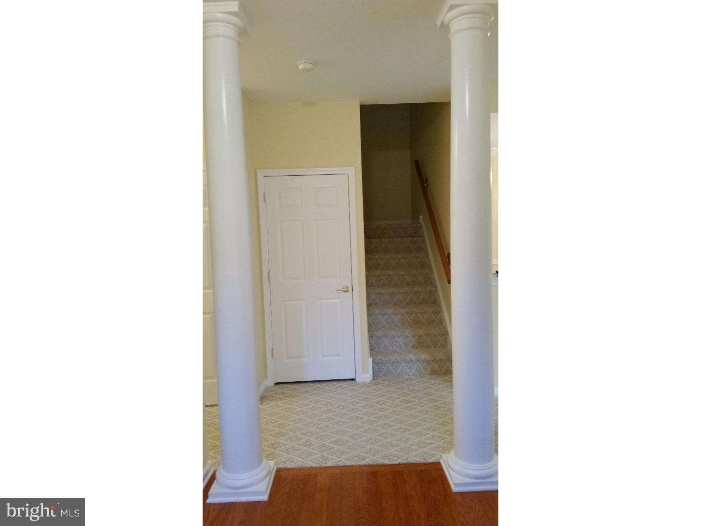 CREEKSIDE VILLAGE - Residential