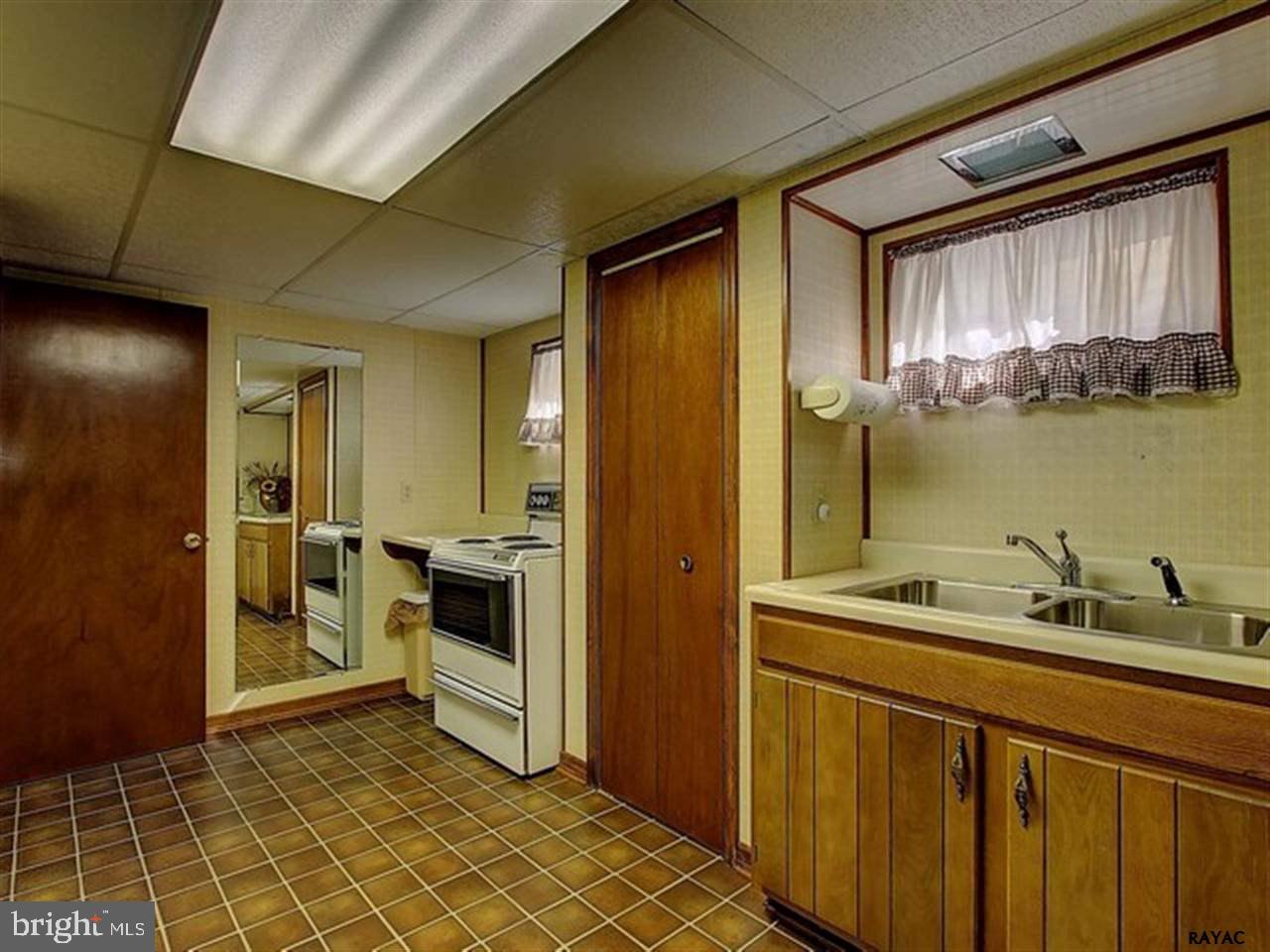 SOUTH RIDGE ESTATES - Residential