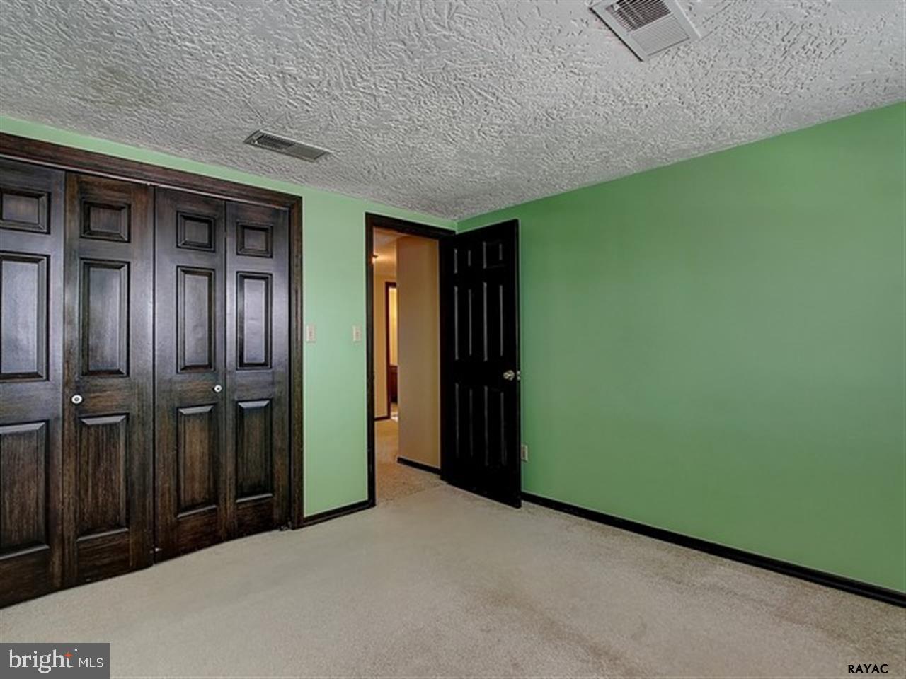 SOUTH RIDGE ESTATES - Residential