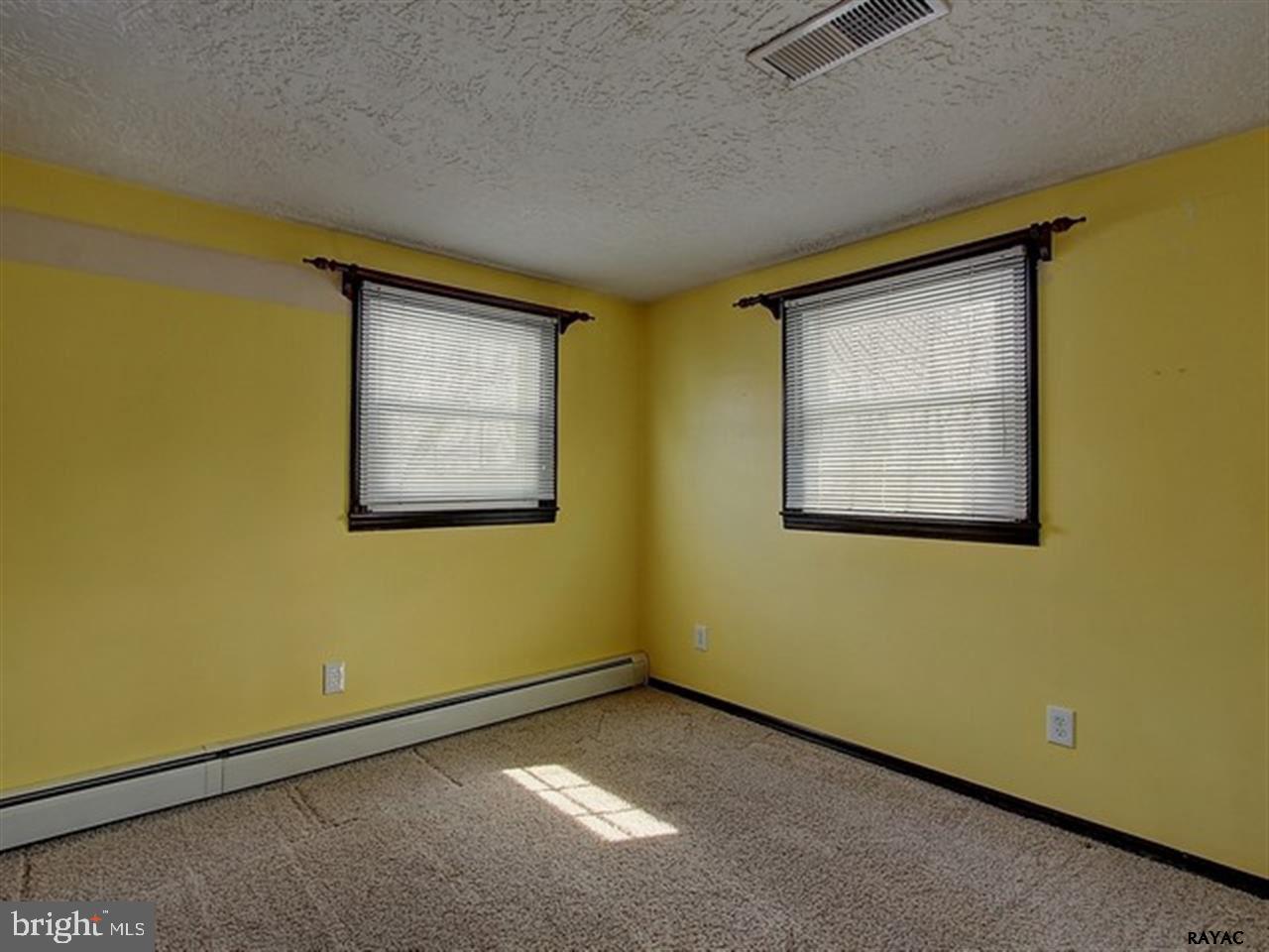 SOUTH RIDGE ESTATES - Residential