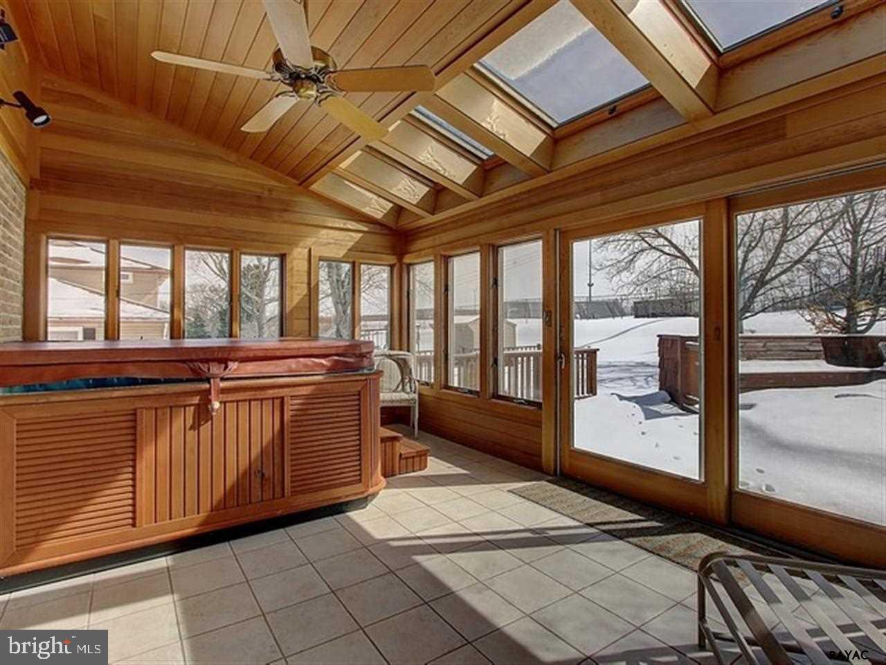 SOUTH RIDGE ESTATES - Residential
