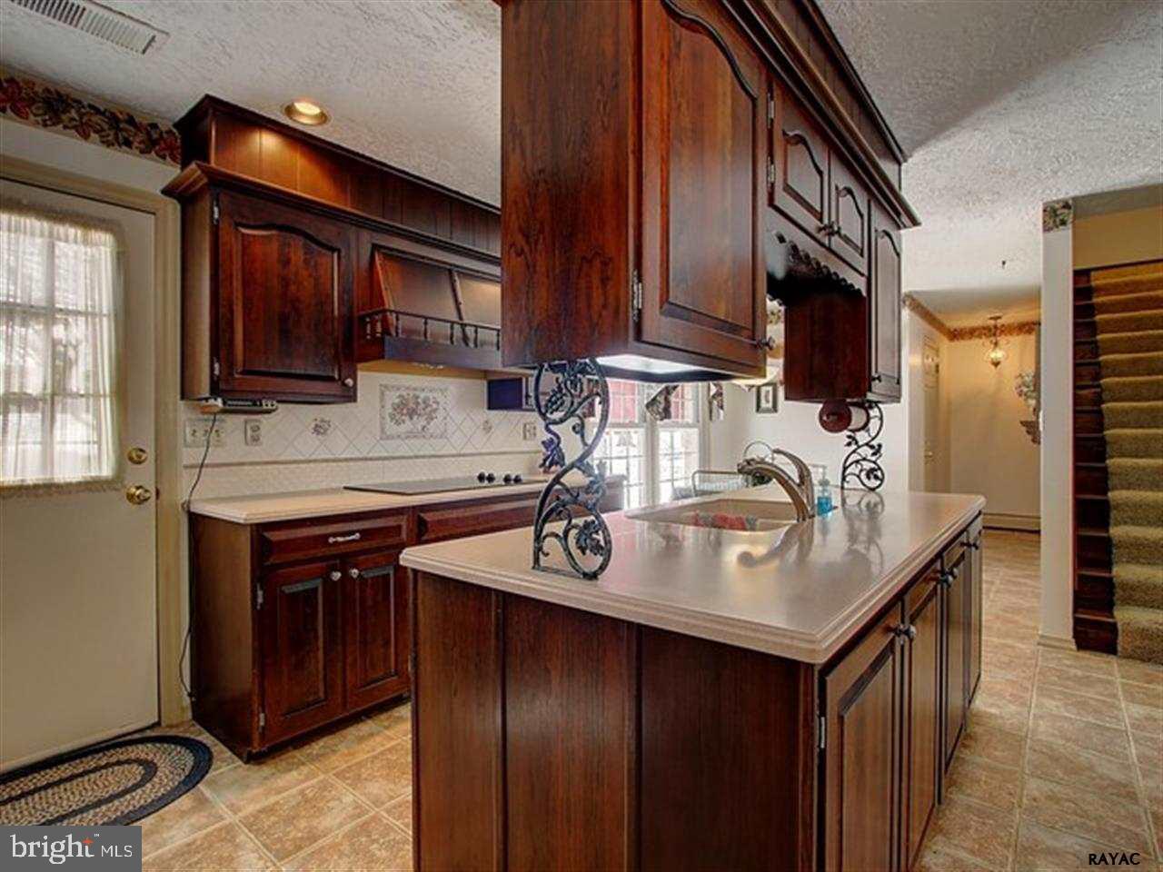 SOUTH RIDGE ESTATES - Residential