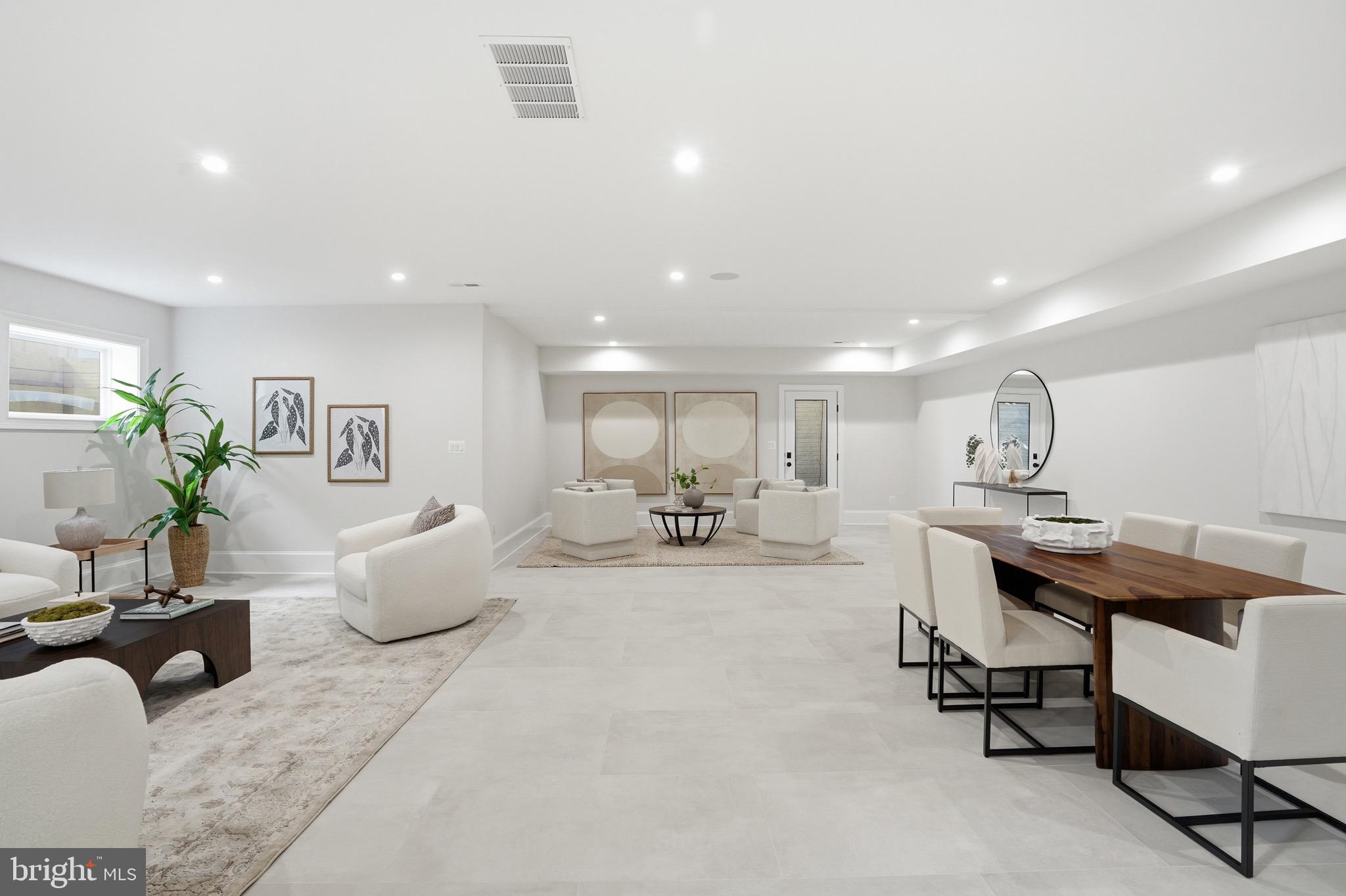 CLARENDON - Residential