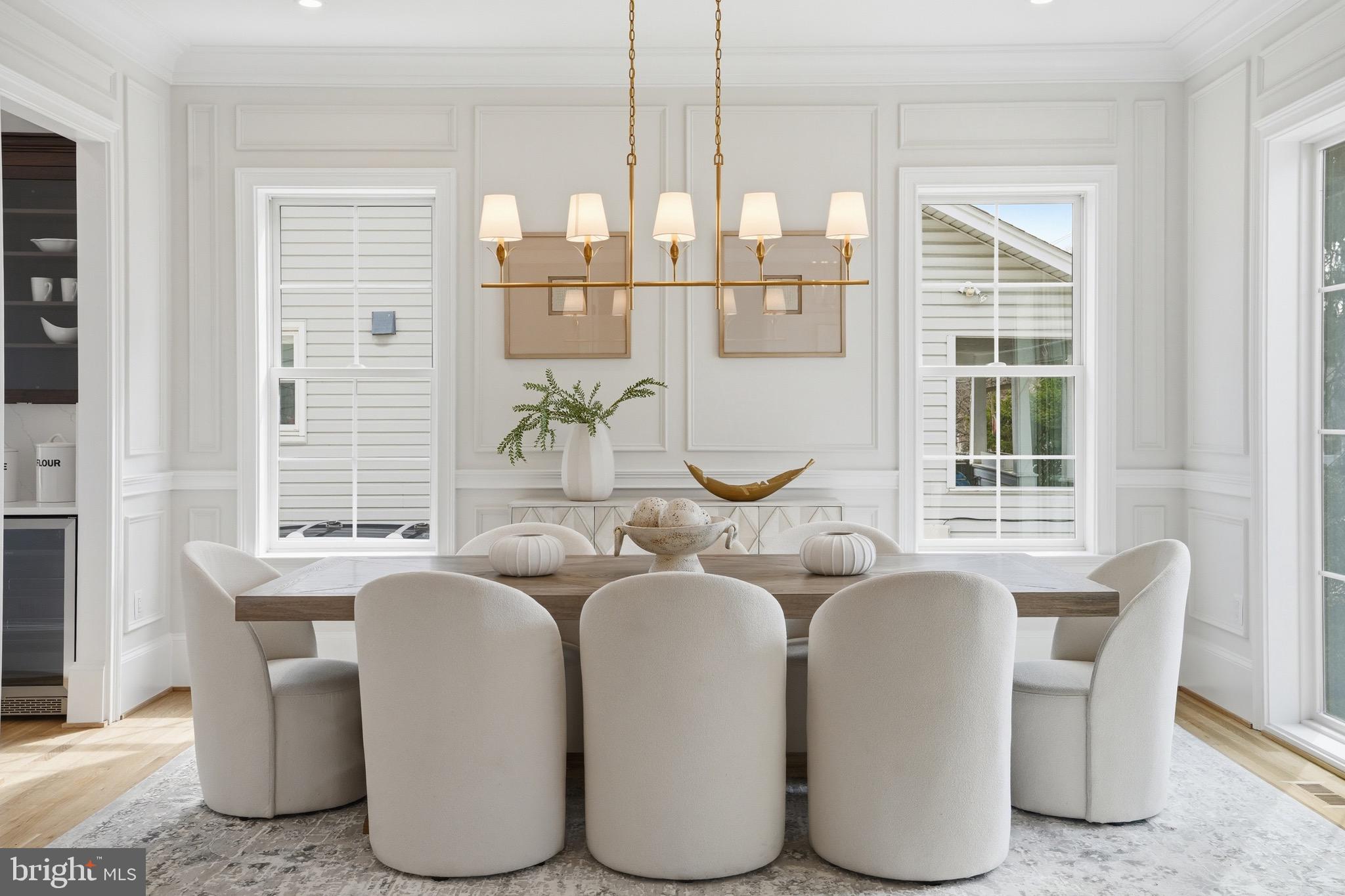 CLARENDON - Residential