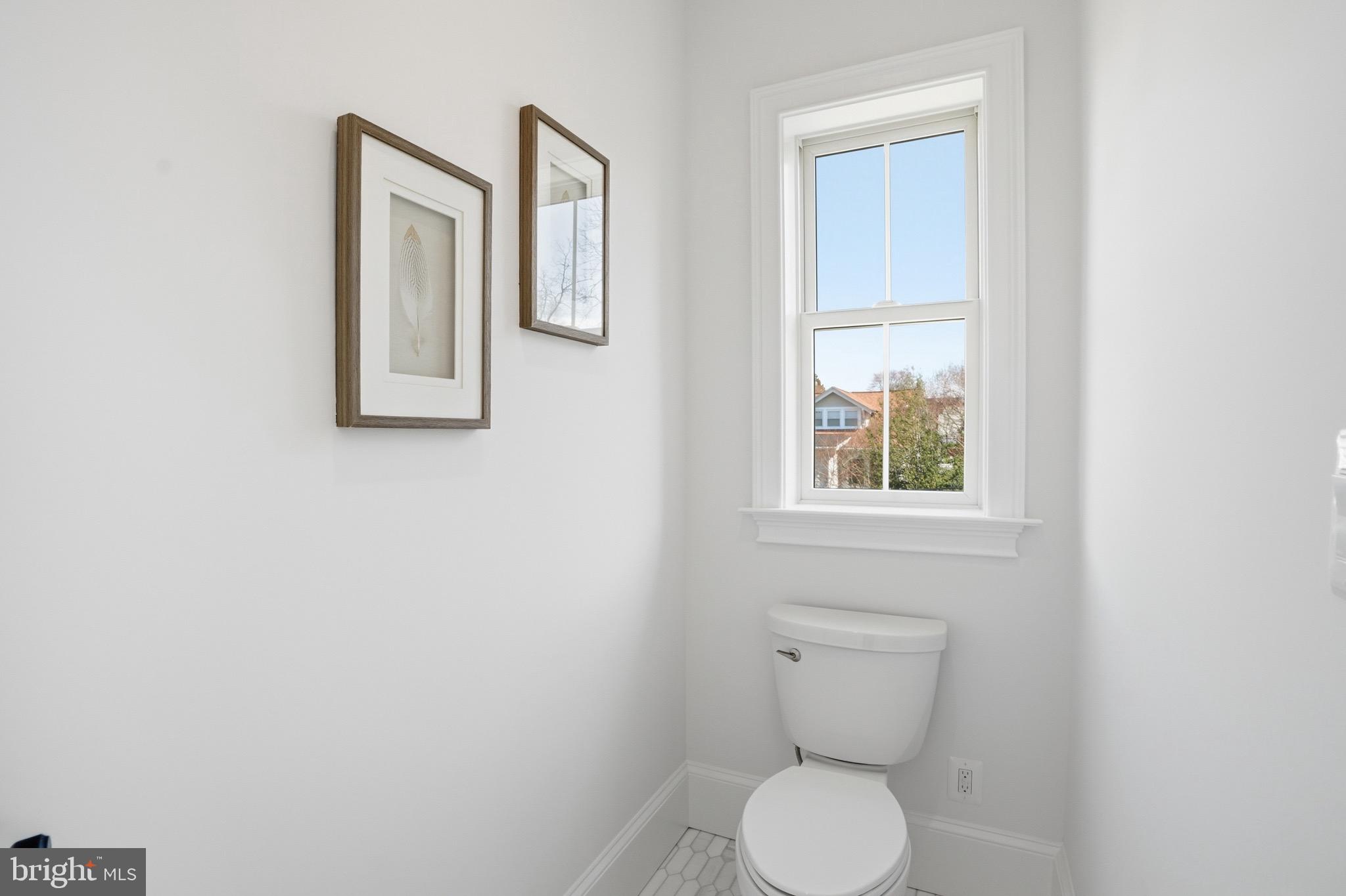 CLARENDON - Residential