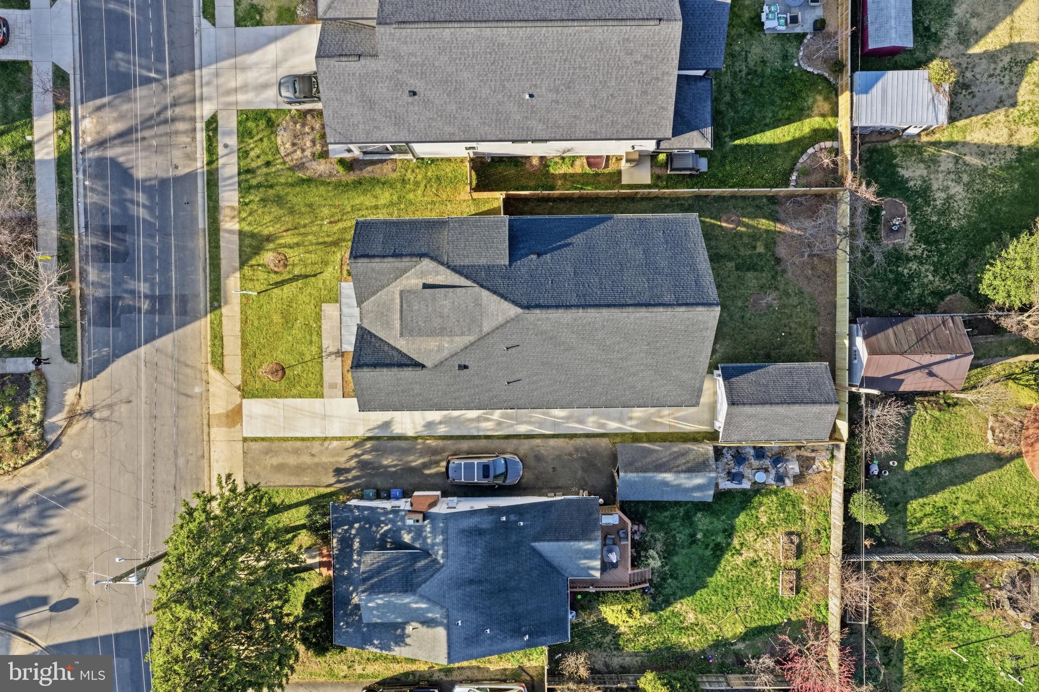 CLARENDON - Residential