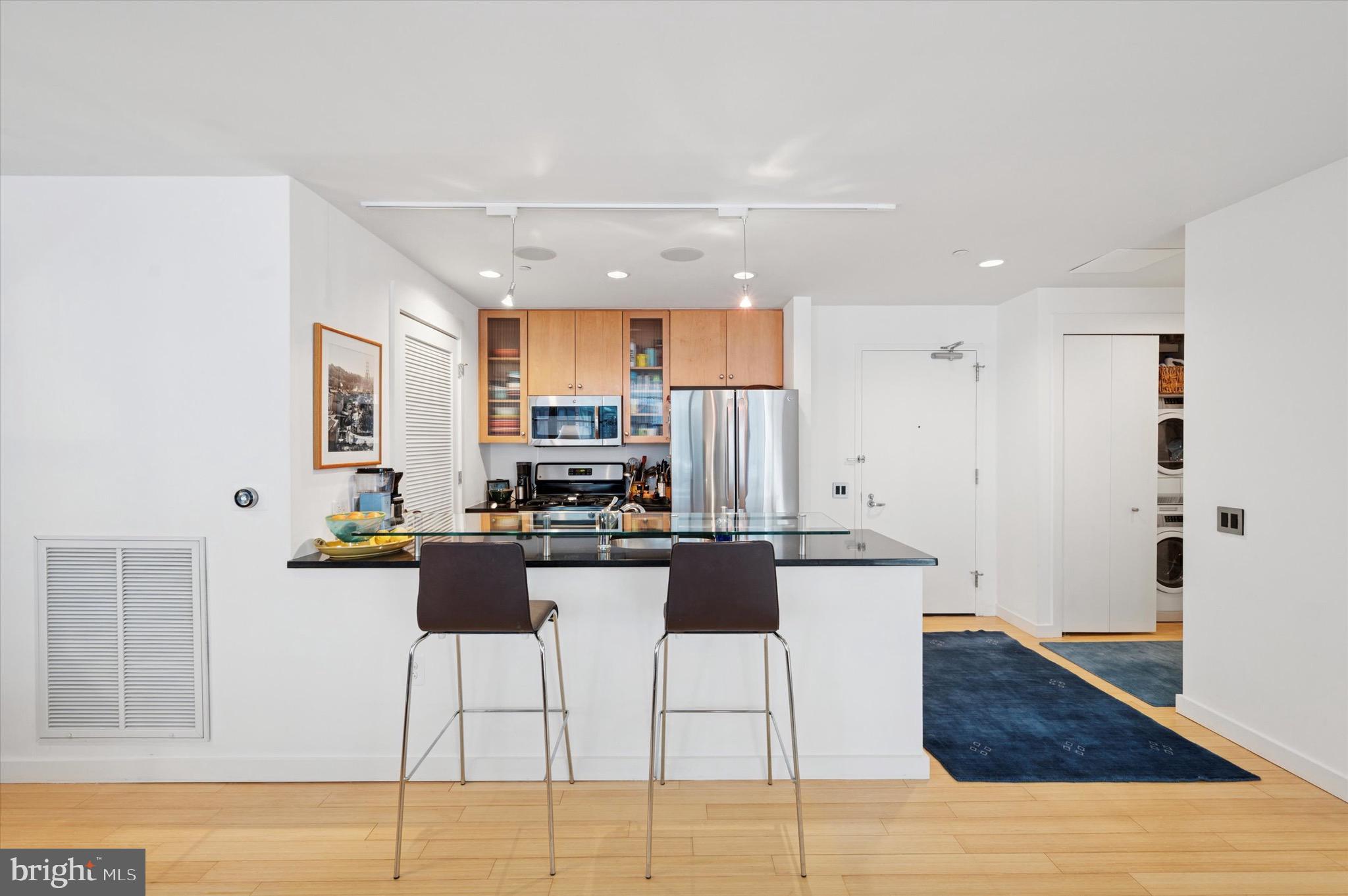 OLD CITY - Residential