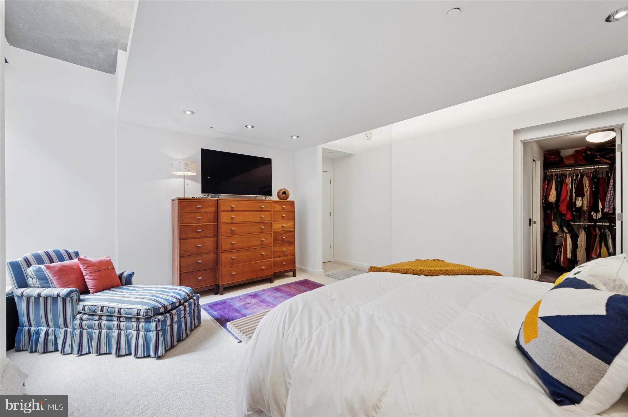 OLD CITY - Residential