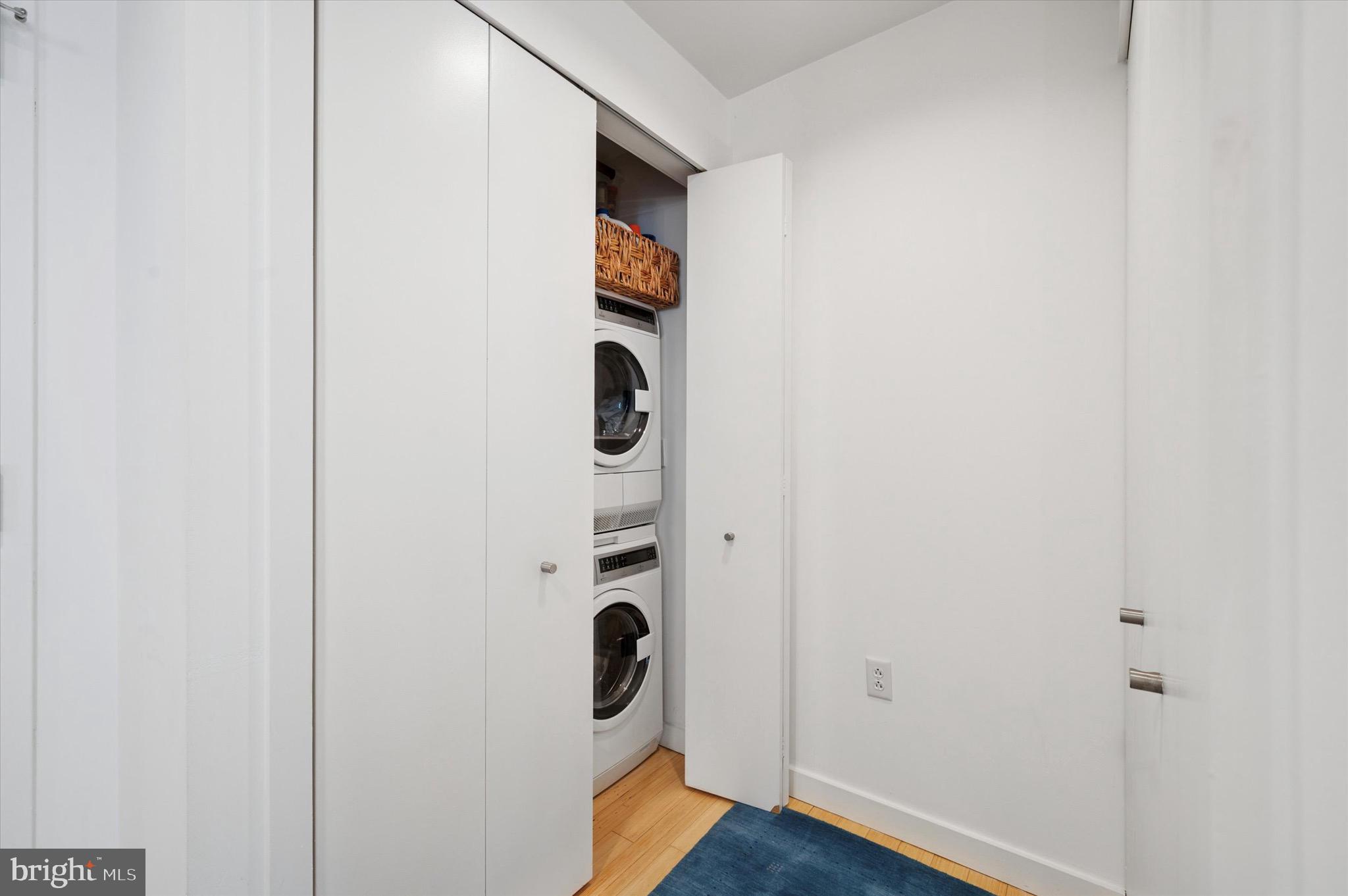 OLD CITY - Residential