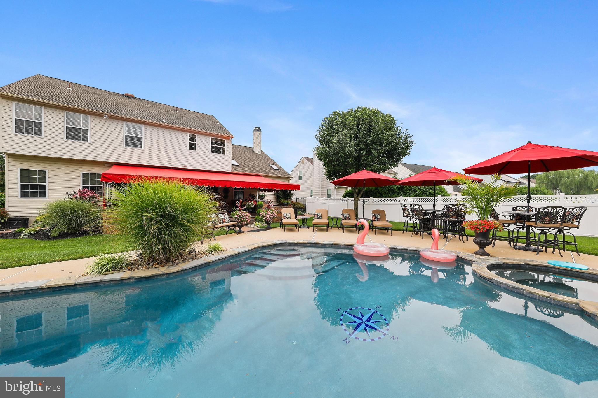 81 KINGSBRIDGE DRIVE