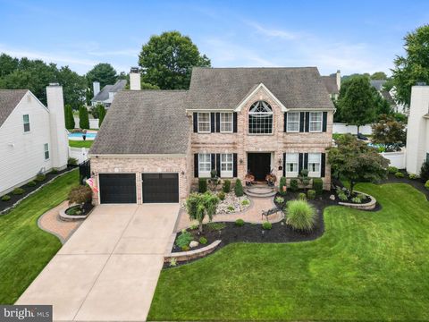 Homes For Sale - 81 Kingsbridge Drive<br/> LUMBERTON, NJ 08048