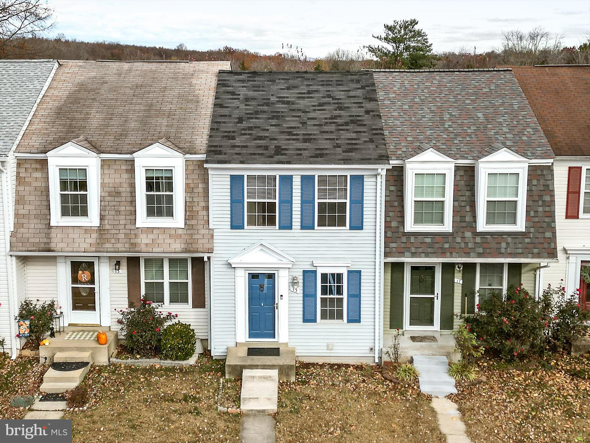 COUNTRYSIDE - Residential