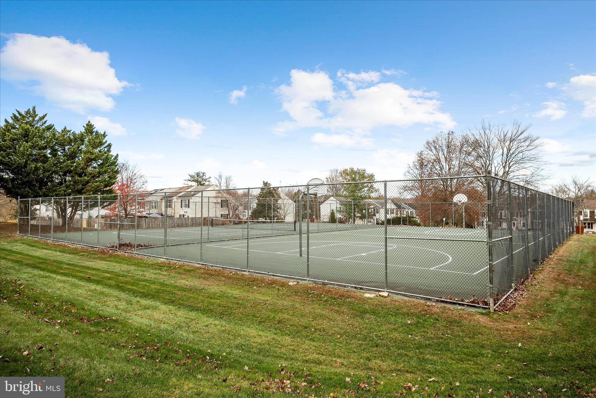 COUNTRYSIDE - Residential